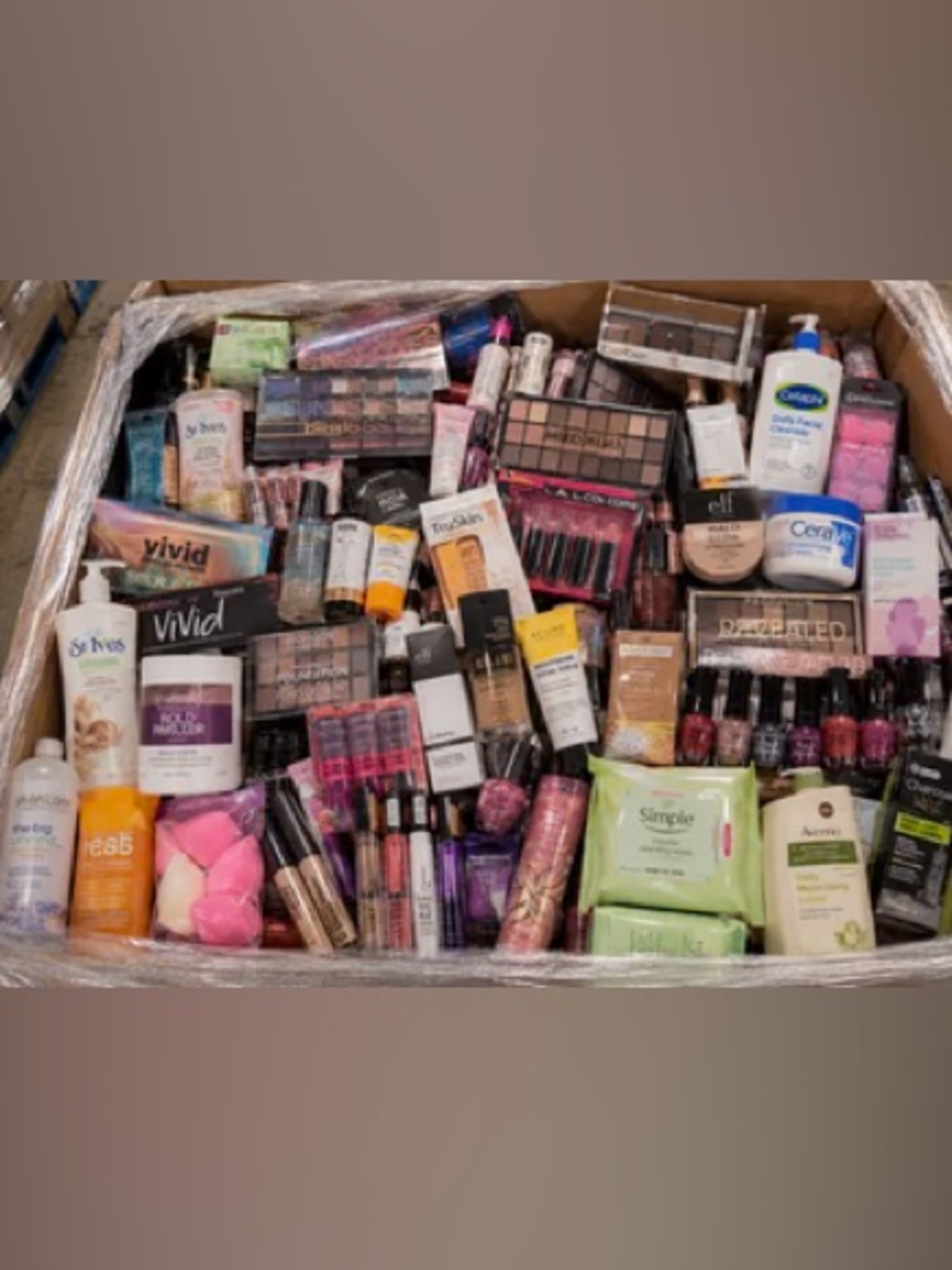 Mystery makeup & beauty tools box surprise gift